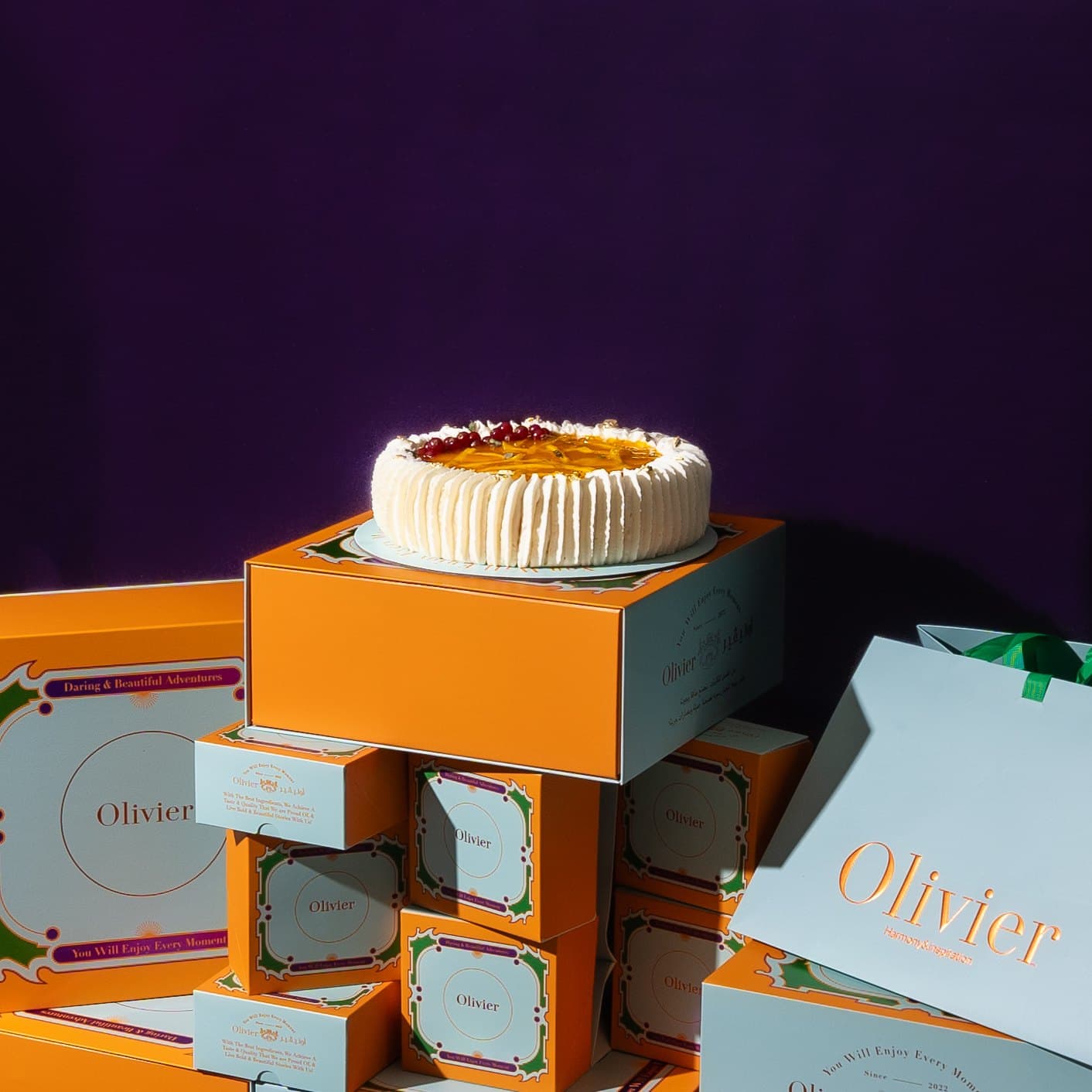 A signature dessert raised on the Olivier gift box