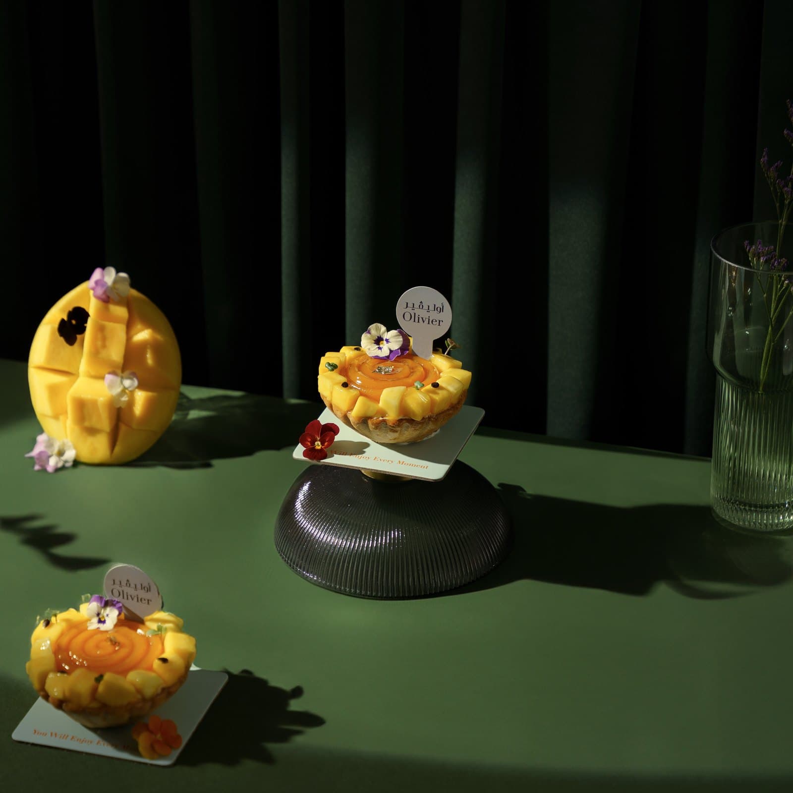 Desserts finished with the Olivier cup and seal-disc